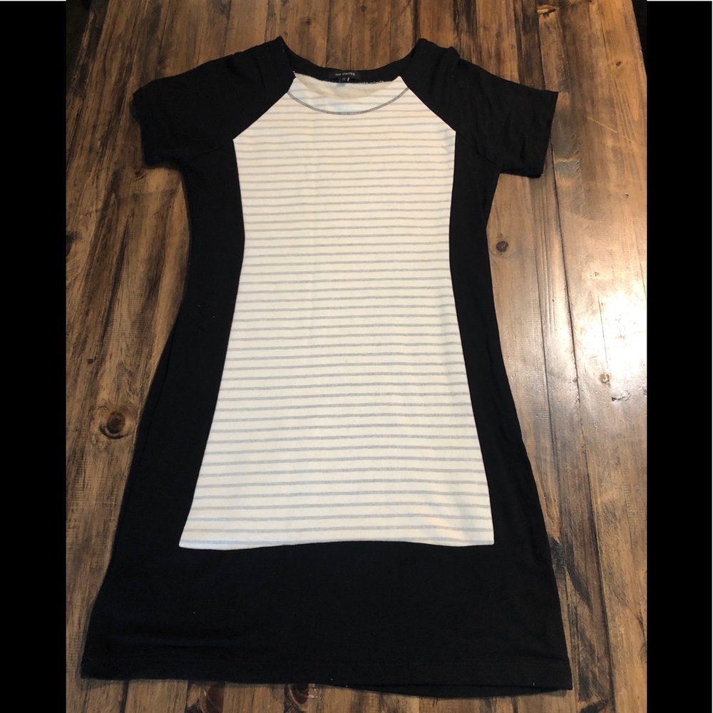 Limited sweater dress
